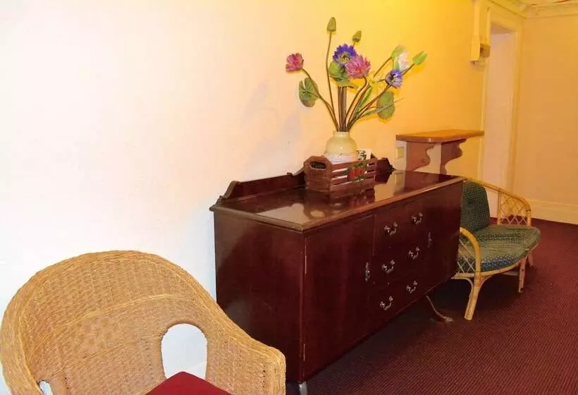 Georgian Court B&b Guest House