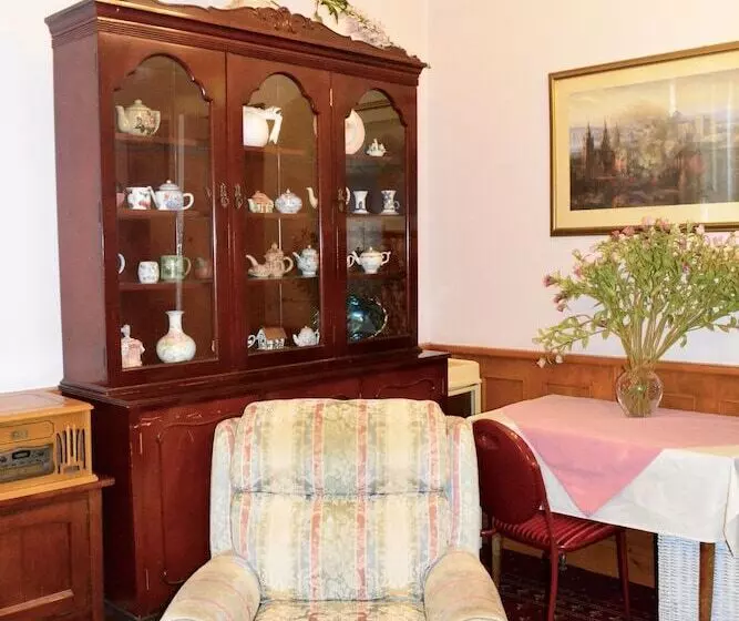 Georgian Court B&b Guest House