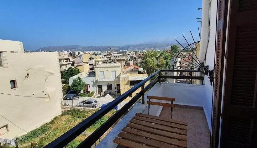 Отель Amphitrite