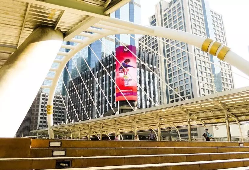 ホテル Baan Silom Soi 3