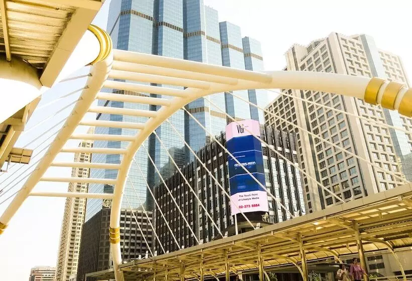 ホテル Baan Silom Soi 3