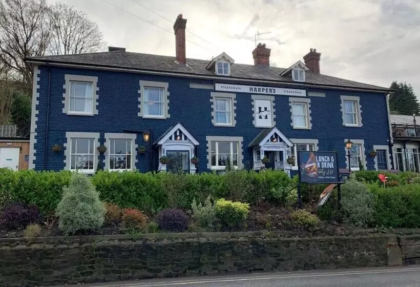 ホテル Harper S Steakhouse With Rooms, Haslemere