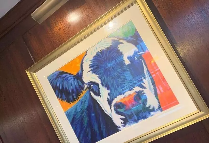 ホテル Harper S Steakhouse With Rooms, Haslemere