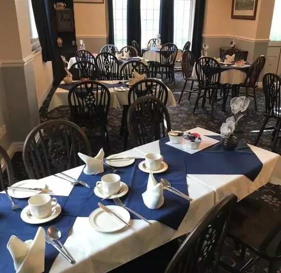 בית מלון כפרי Holly Trees