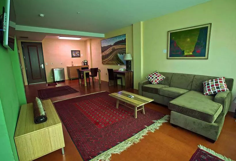 Hotelli Inn At The Black Olive