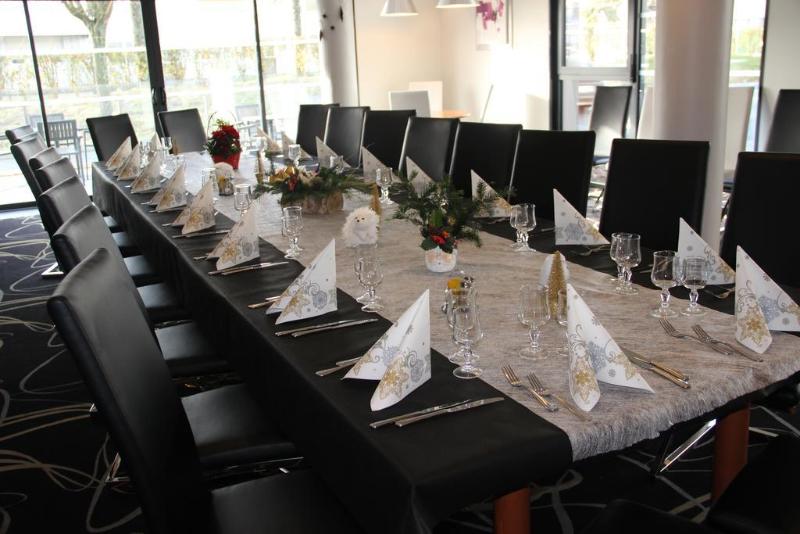 בית מלון כפרי Kyriad Saint Quentin En Yvelines  Montigny