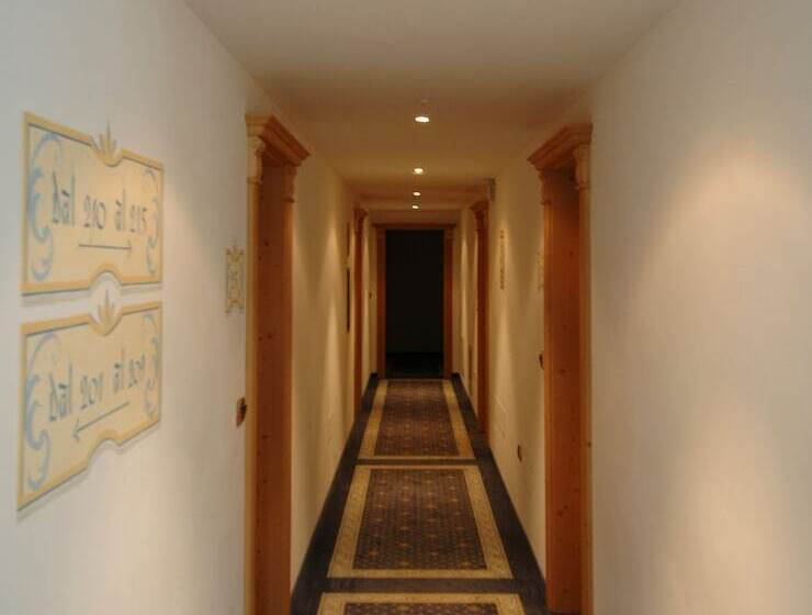 בית מלון כפרי Residence Pez Gajard