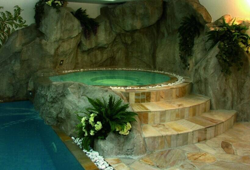 בית מלון כפרי Residence Pez Gajard