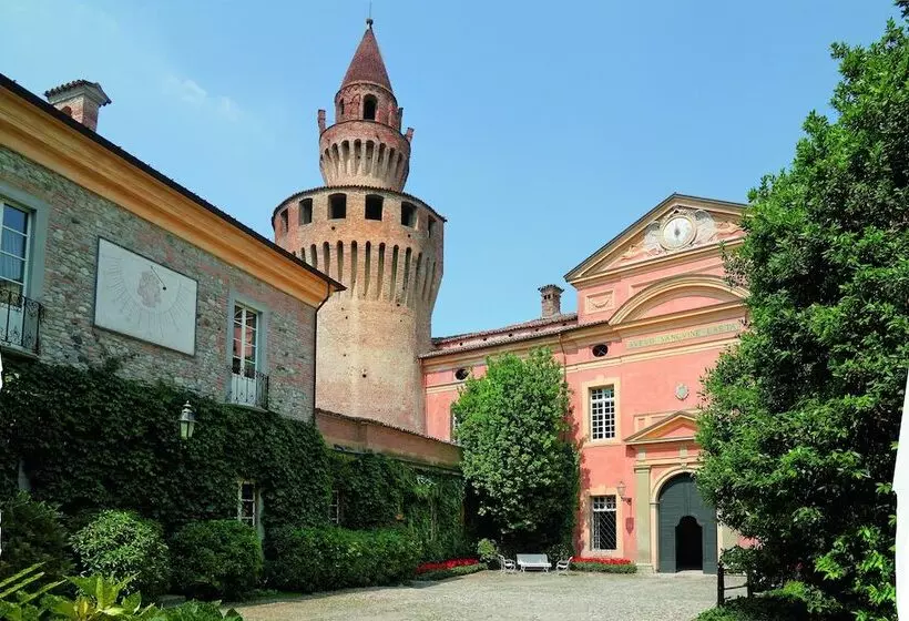 Отель Residenza Torre Di San Martino