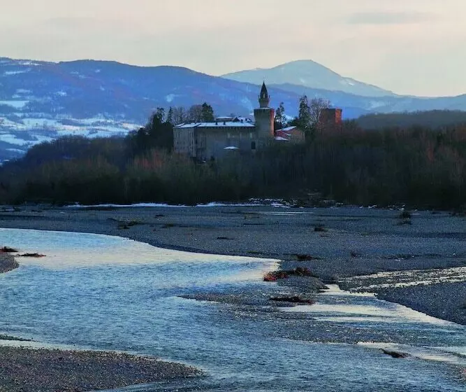 Отель Residenza Torre Di San Martino