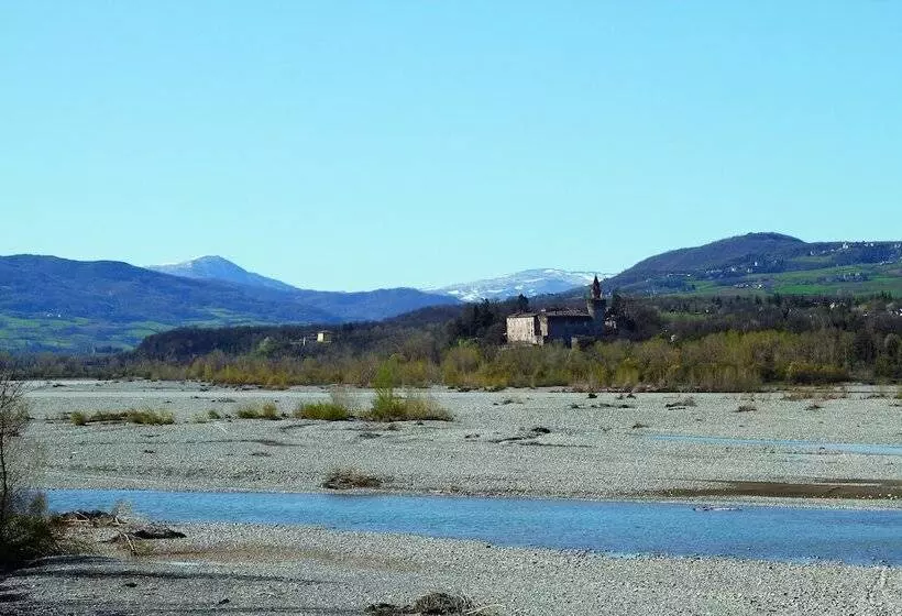 Отель Residenza Torre Di San Martino