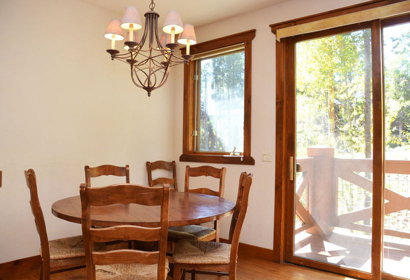 فندق Saddlewood By Ski Village Resorts