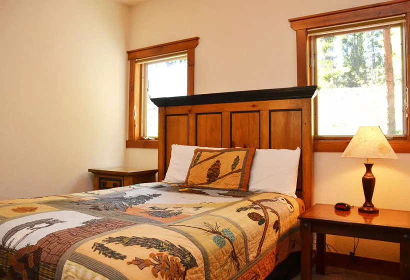 酒店 Saddlewood By Ski Village Resorts