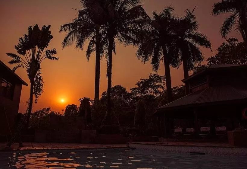 Hotelli Safari Adventure Lodge