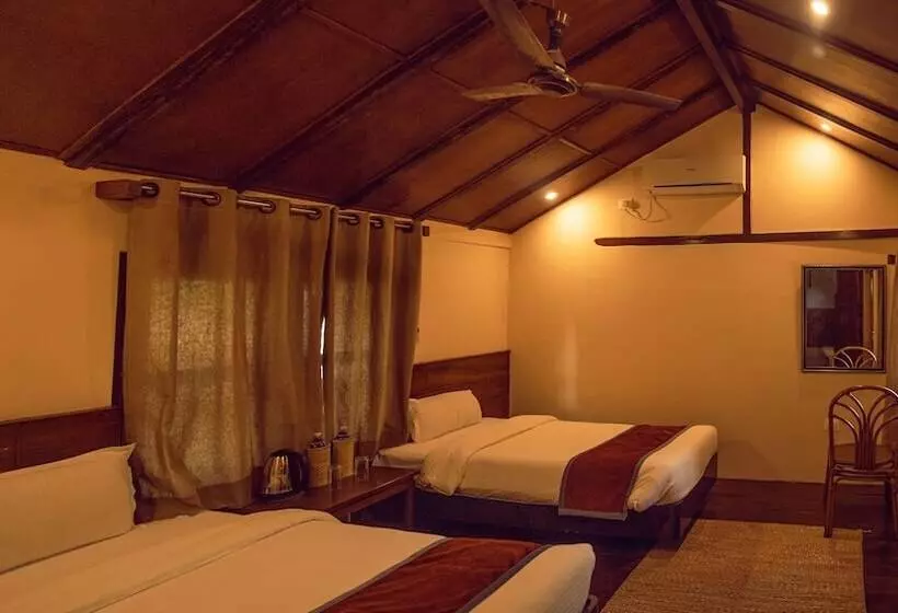Hotelli Safari Adventure Lodge