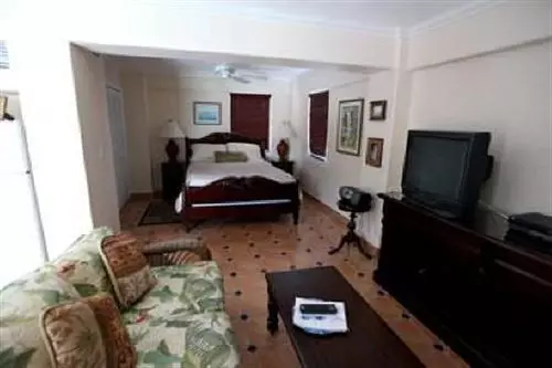 호텔 Tarpon Flats Inn & Marina