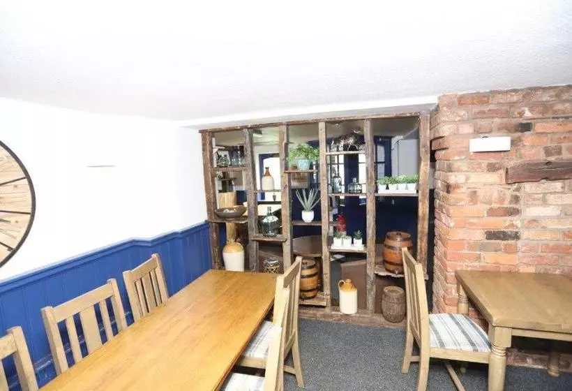 Отель The Bulls Head