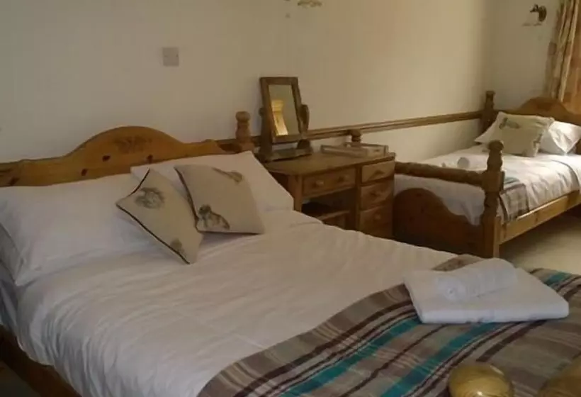 Hotel The Helyar Arms