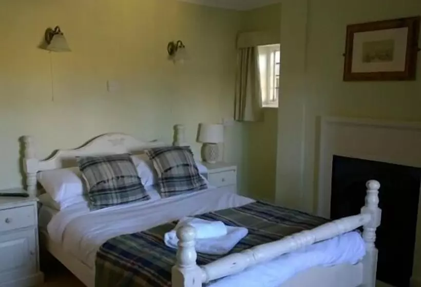 Hotel The Helyar Arms