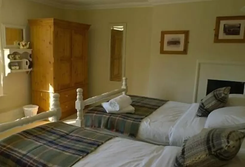 Hotel The Helyar Arms