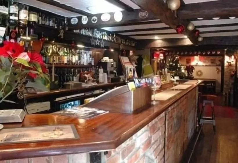 Hotel The Hunters Moon