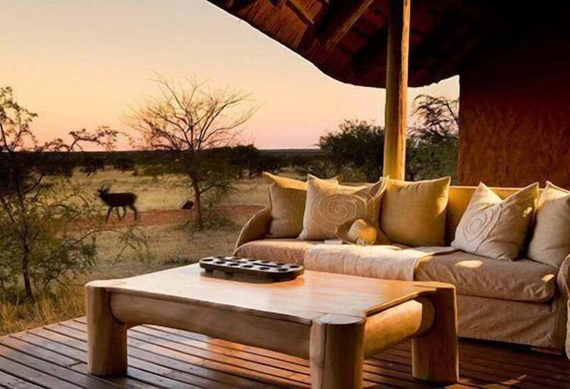 בית מלון כפרי The Motse   Tswalu Kalahari Luxury Private Game Reserve