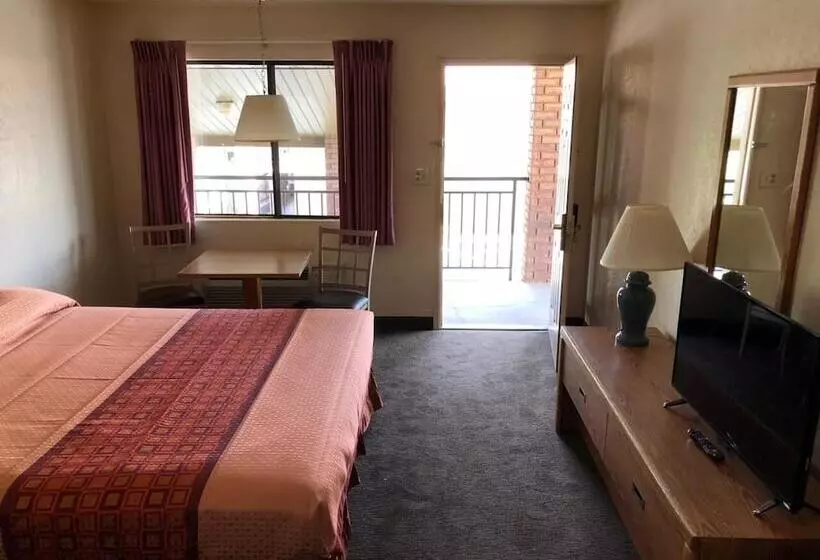 فندق على الطريق Claridge Inn St. George