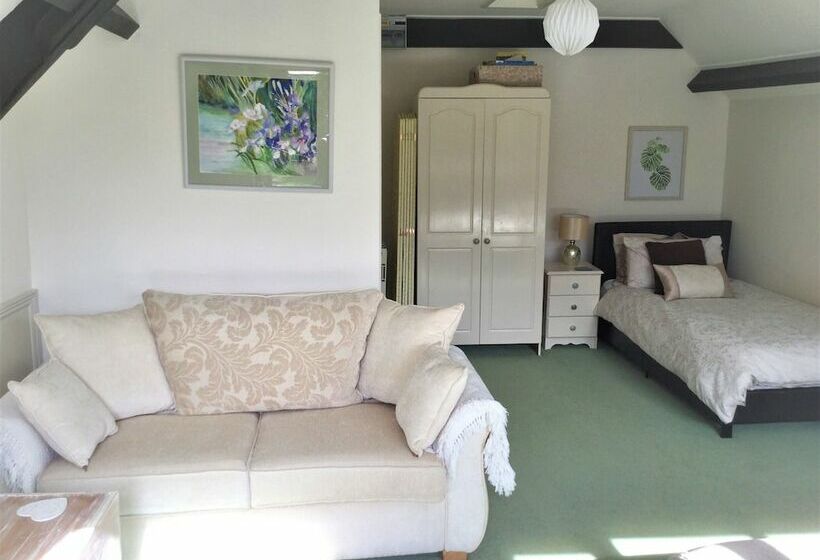 ペンション Steps Farmhouse B&b