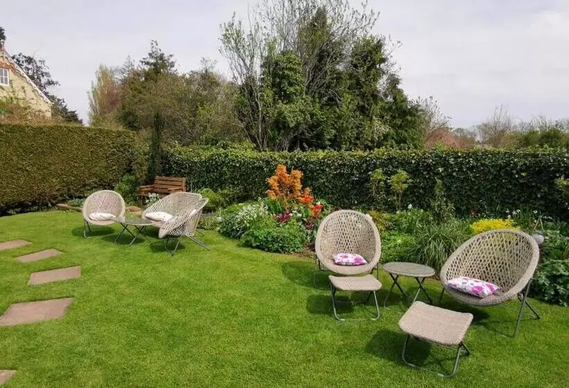 펜션 Steps Farmhouse B&b