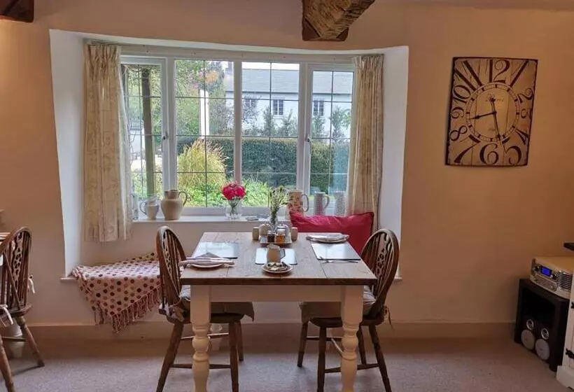 펜션 Steps Farmhouse B&b