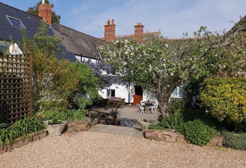 ペンション Steps Farmhouse B&b