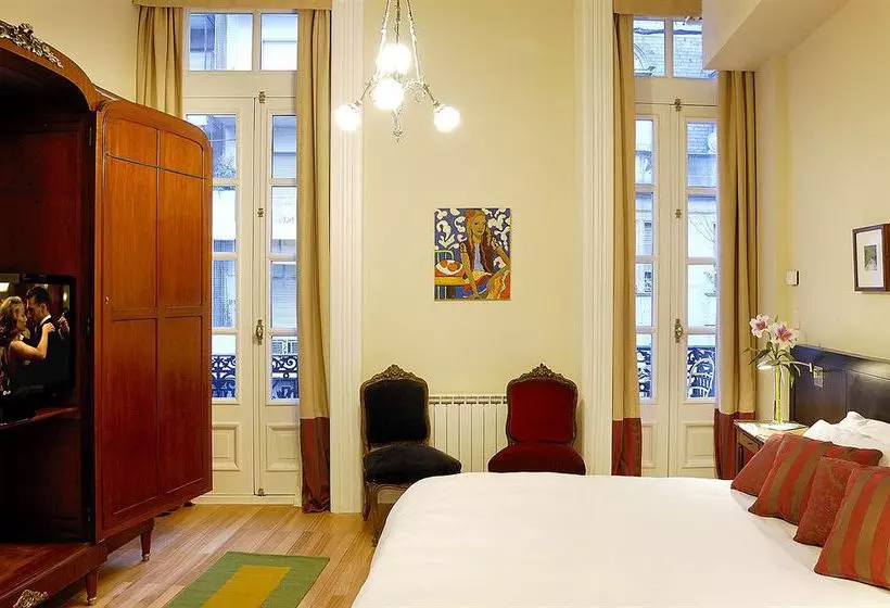 Poetry Building Recoleta