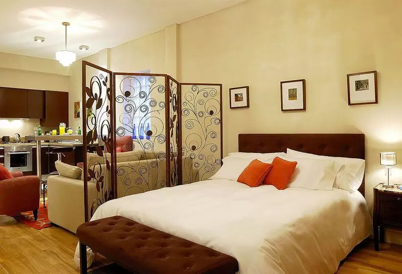 Poetry Building Recoleta