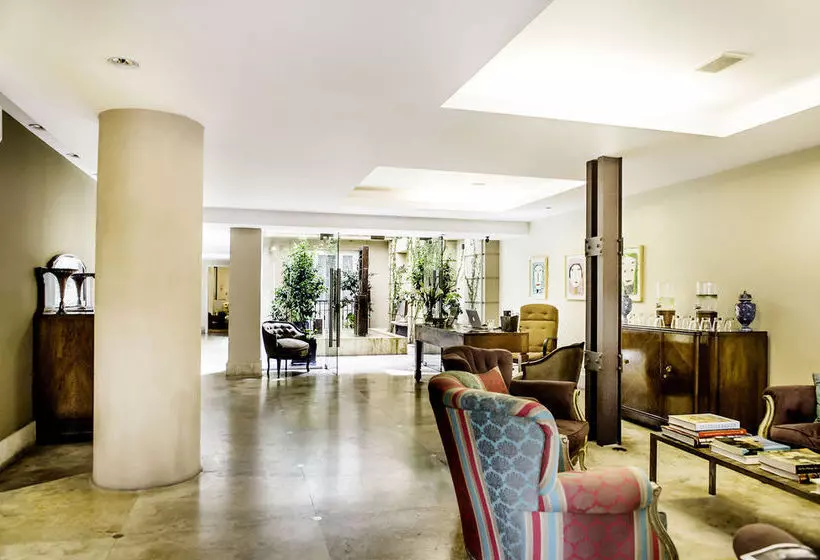 Poetry Building Recoleta