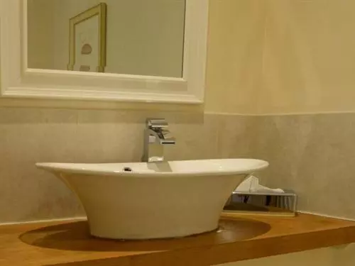 The White Horse View B&b