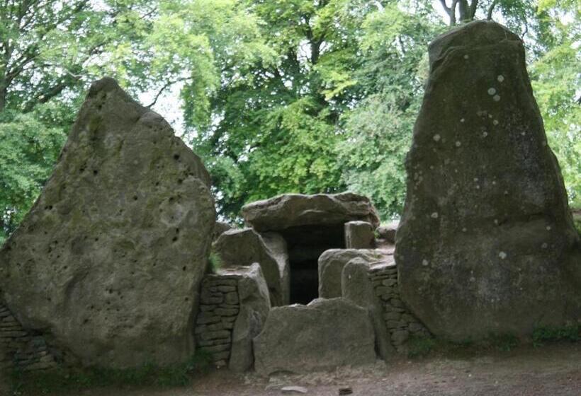 The White Horse View B&b