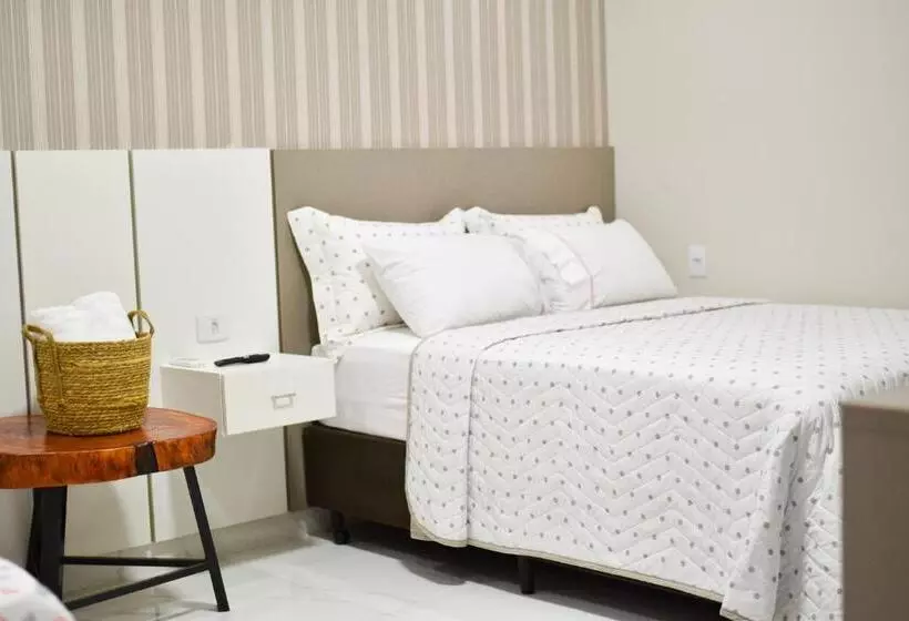 Retkeilymaja Lukinhas Pousada