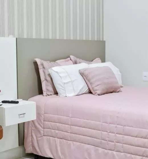 Retkeilymaja Lukinhas Pousada