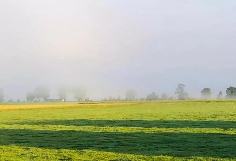 Retkeilymaja Villa Kunterbunt