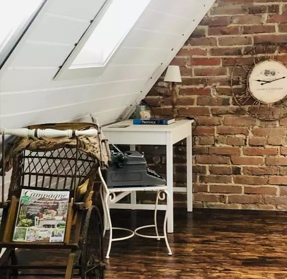 Retkeilymaja Villa Kunterbunt