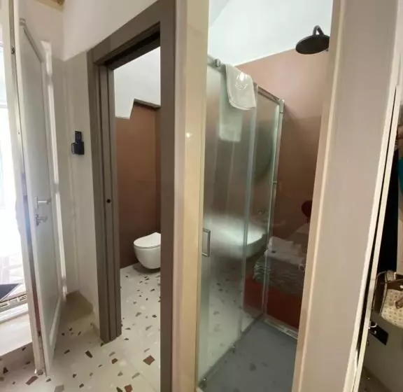 Aamiaismajoitus (B&B) Rebel Suite Cross