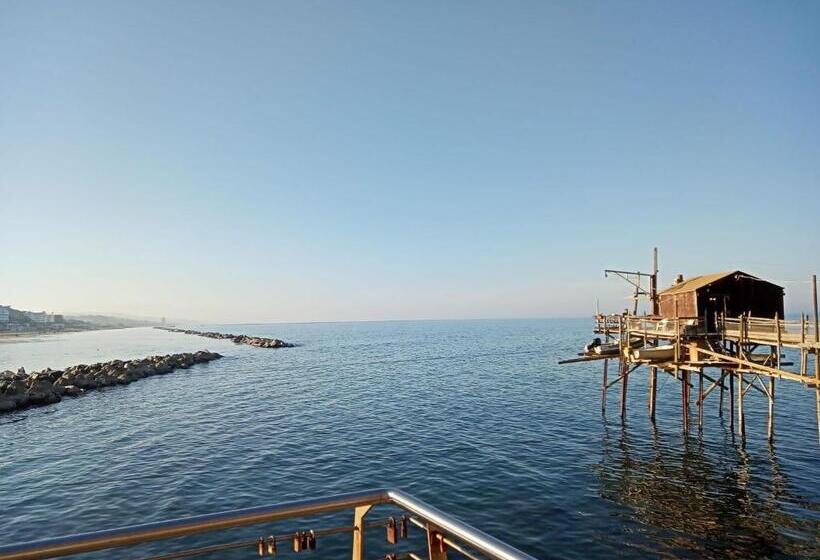 Bed and Breakfast Room 369