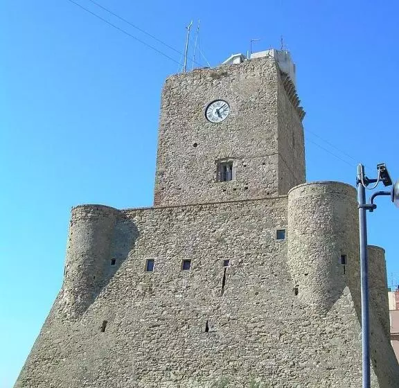 تختخواب و صبحانه Room 369