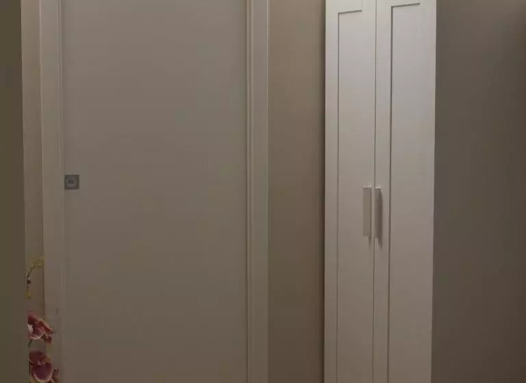 تختخواب و صبحانه Room 369