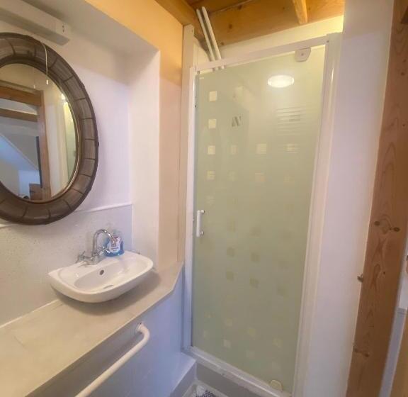 تختخواب و صبحانه The Dragonfly Bnb, Glastonbury