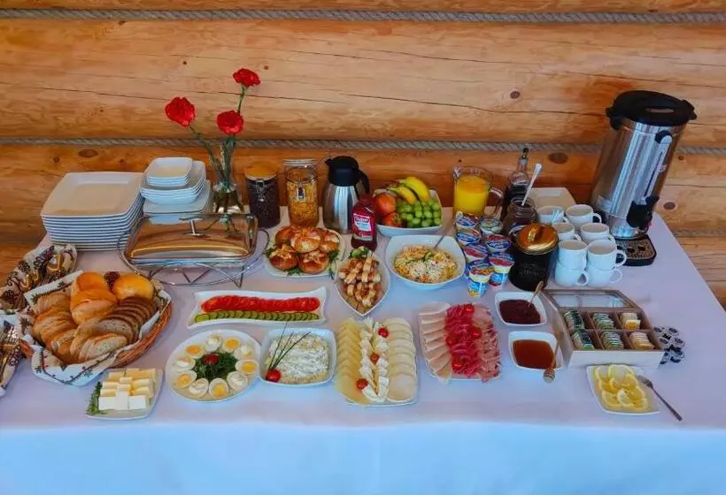 Aamiaismajoitus (B&B) Willa Adamówka