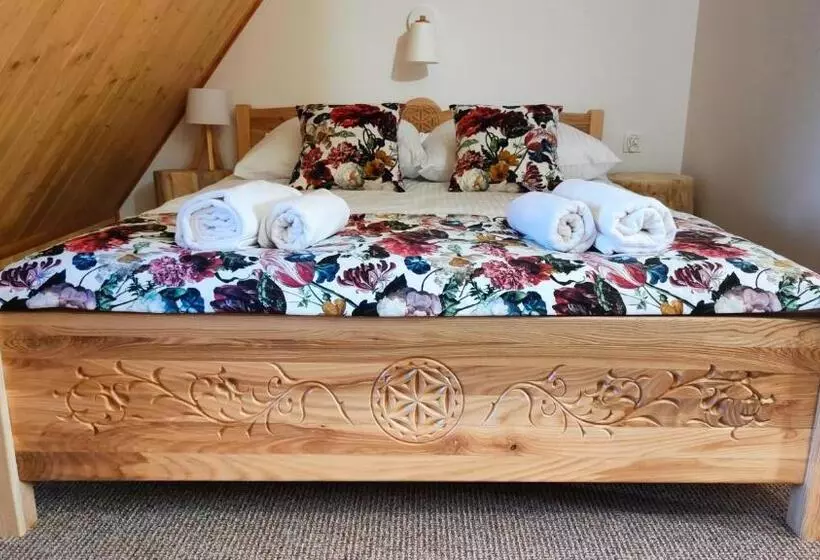 Aamiaismajoitus (B&B) Willa Adamówka