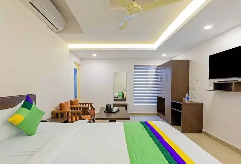 ホテル Treebo Trend Airport Avenue Plaza Cochin Airport 