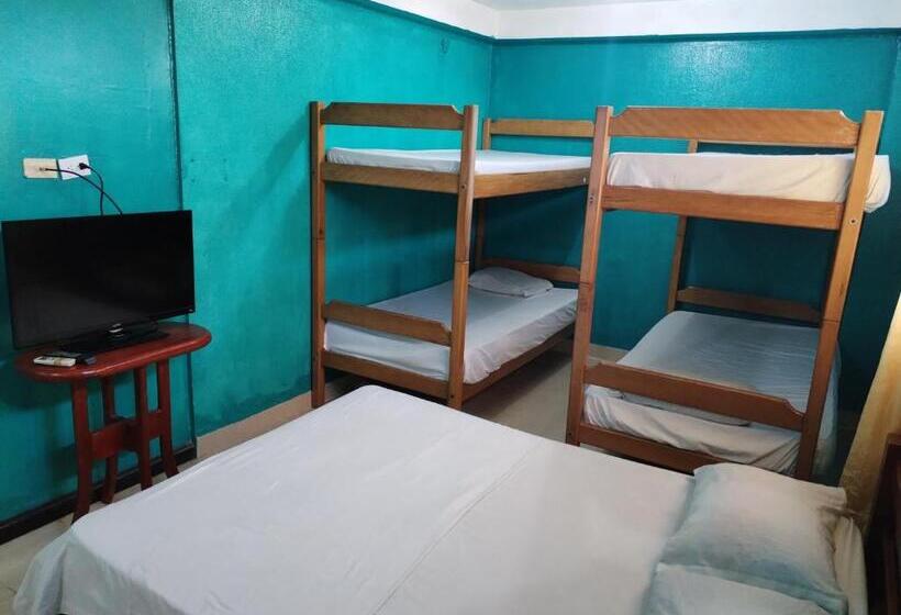 ホテル Divino Niño