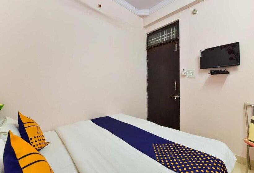 בית מלון כפרי Flagship Stay Inn